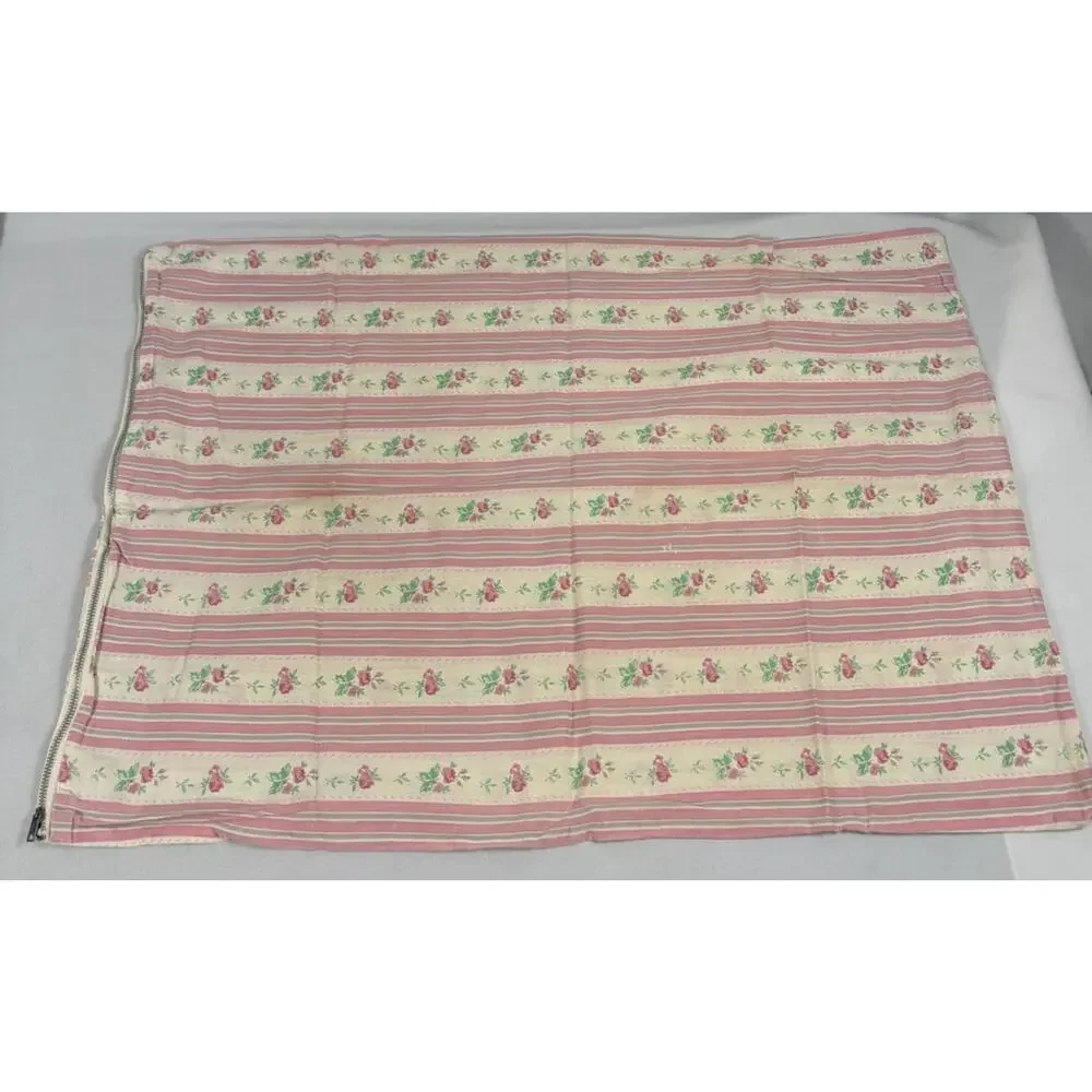 Vintage Bundle Of 5 Pillow covers. linens